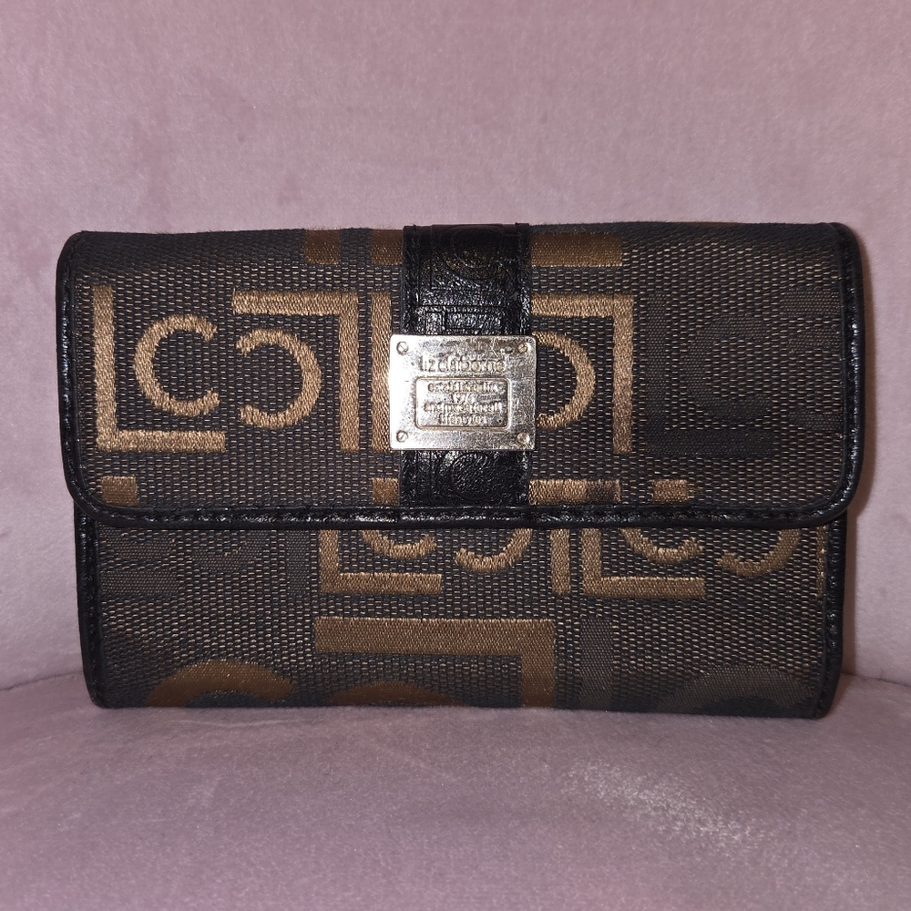 Liz Claiborne Black and Gold Patterned Wallet